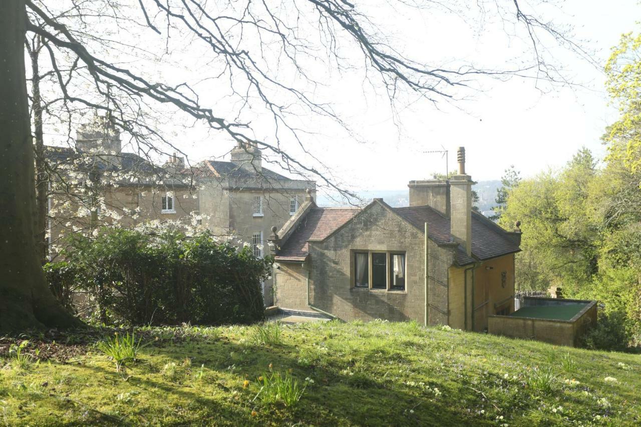Victorian Lodge: Private Estate with Secure Parking Bath Exterior photo